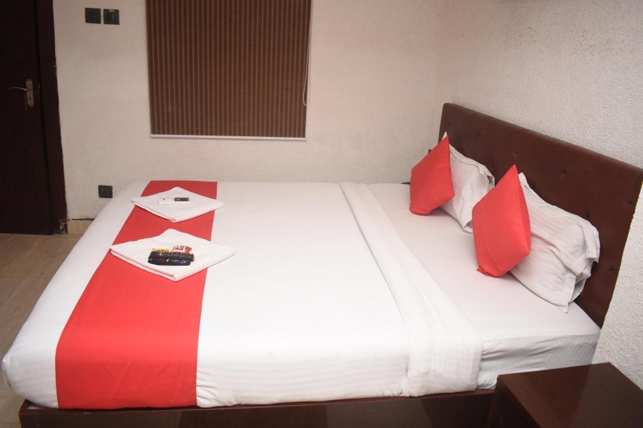 Hotel Jaypee Inn Hāora 外观 照片