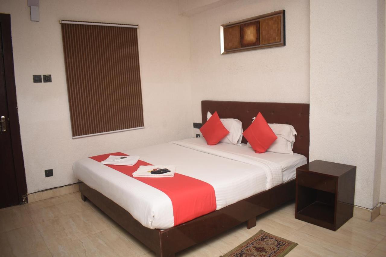 Hotel Jaypee Inn Hāora 外观 照片