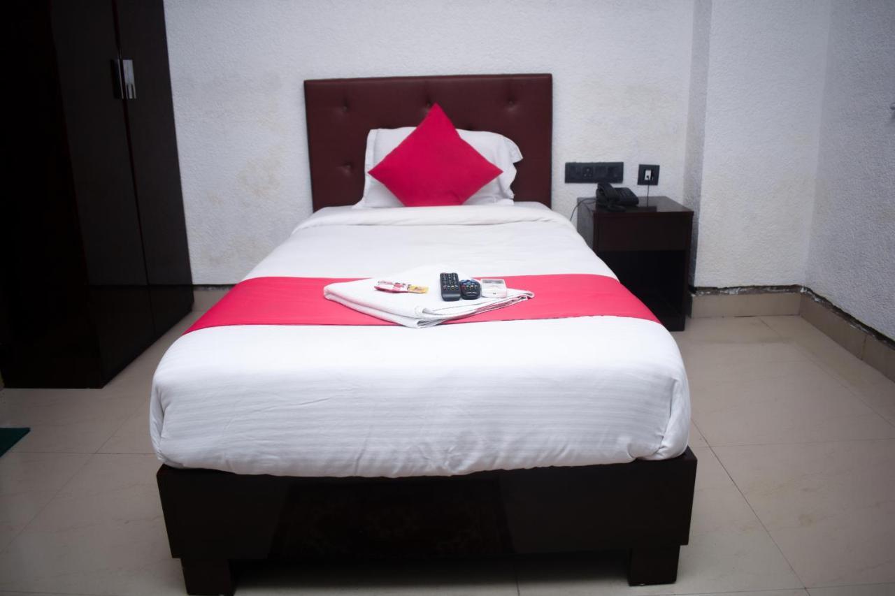 Hotel Jaypee Inn Hāora 外观 照片